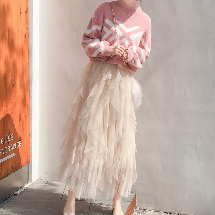 Saia de Tule Midi em Camadas