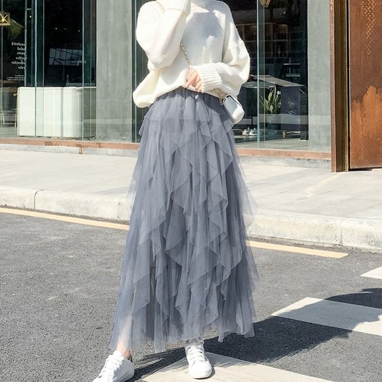 Saia de Tule Midi em Camadas