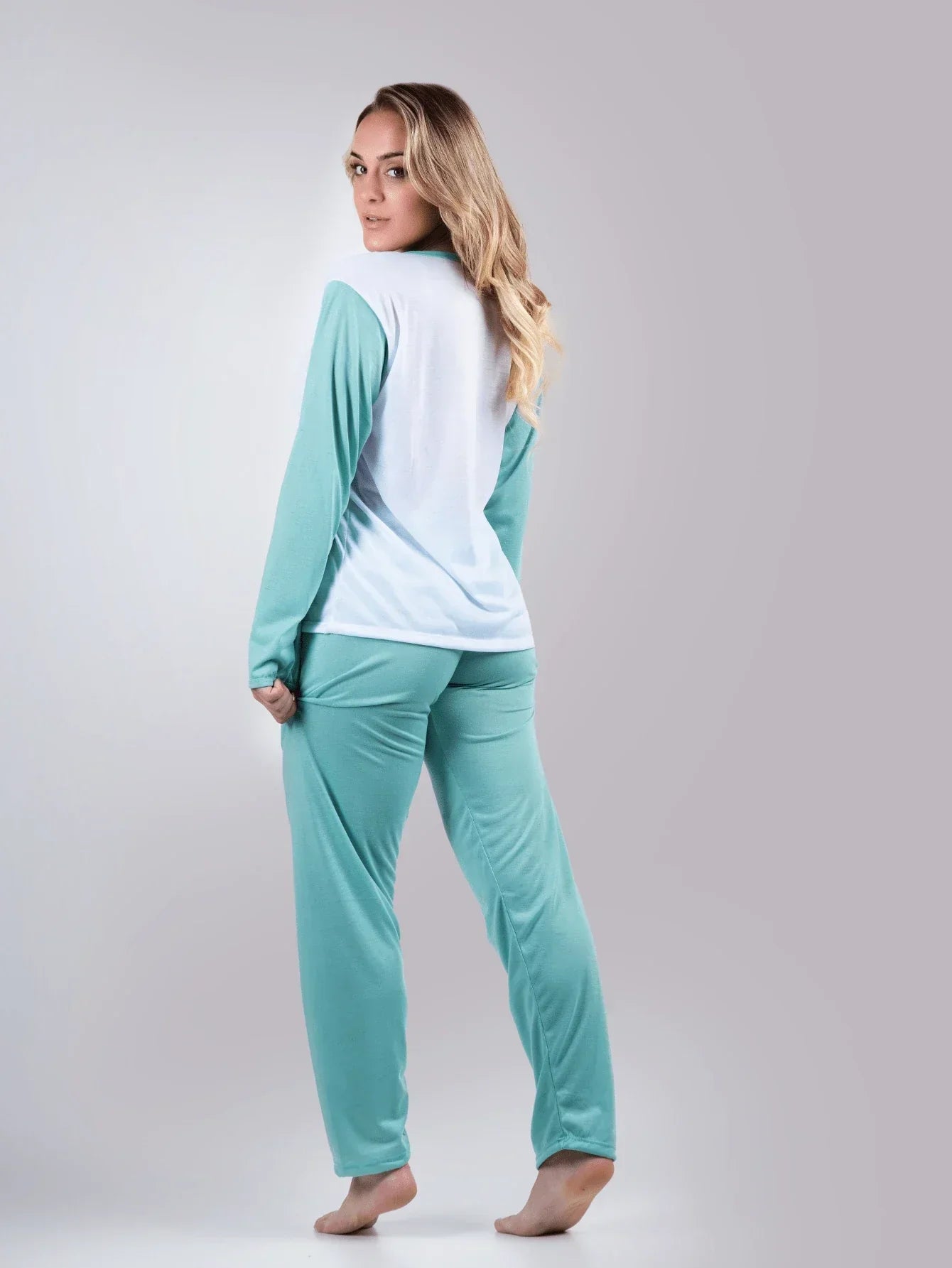 Pijama Feminino Longo para Inverno Peluche