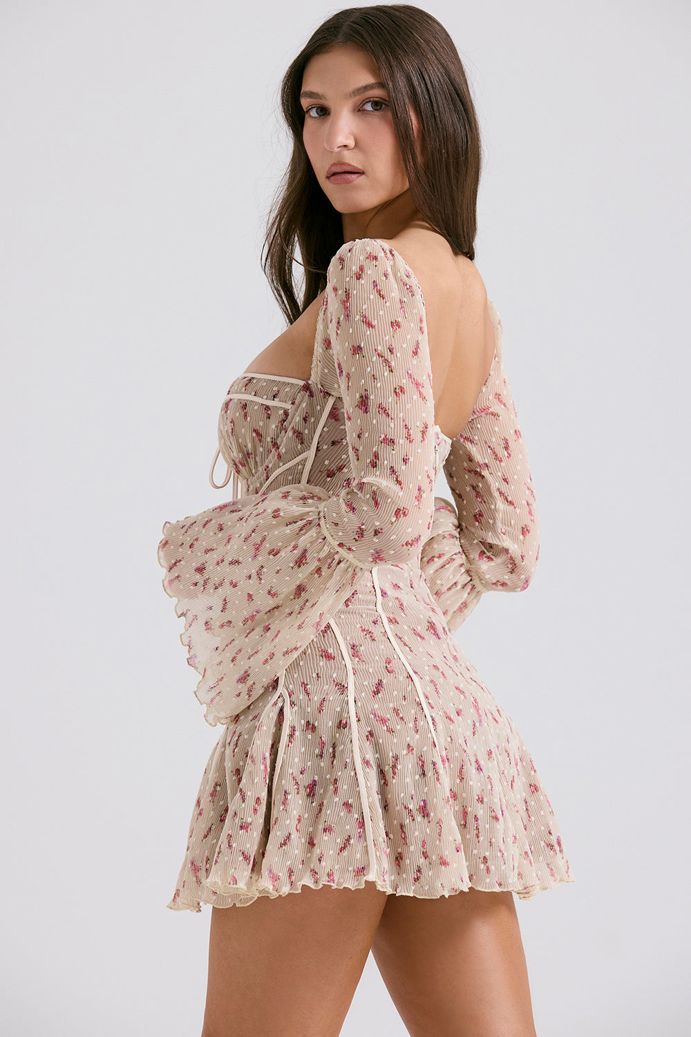 Vestido Curto Vintage Rosé Floral