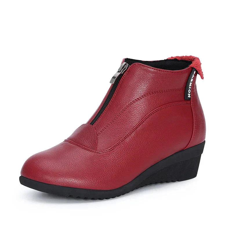 Bota de Couro Cano Curto Feminina
