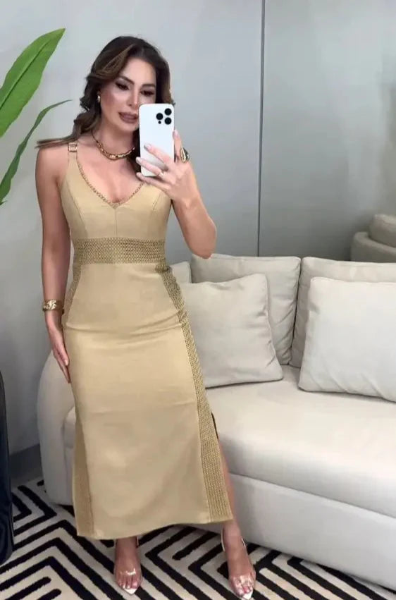 Vestido Bella Linen – Elegância Atemporal com Toque Sofisticado!