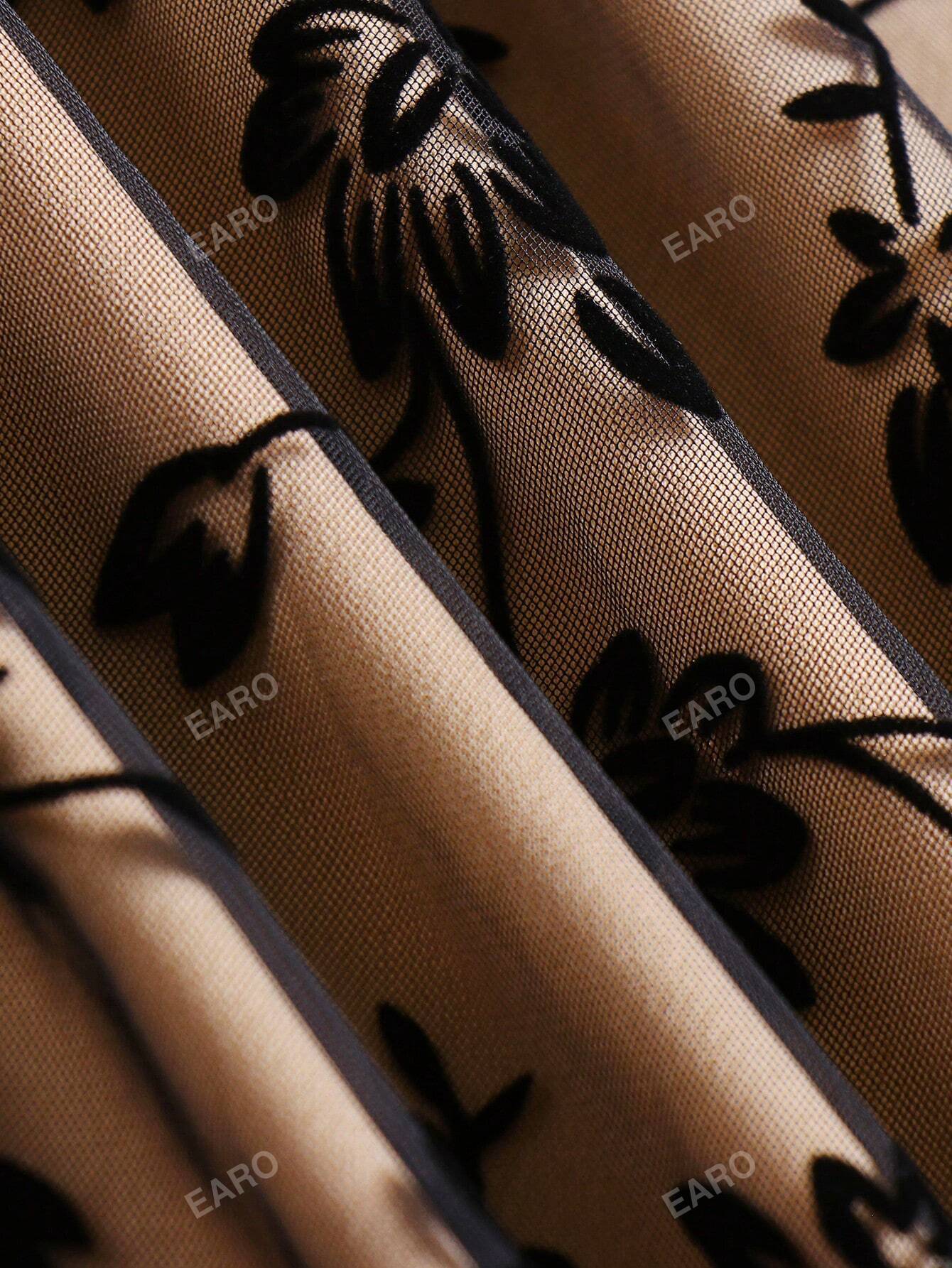 Saia Midi de Tule Floral