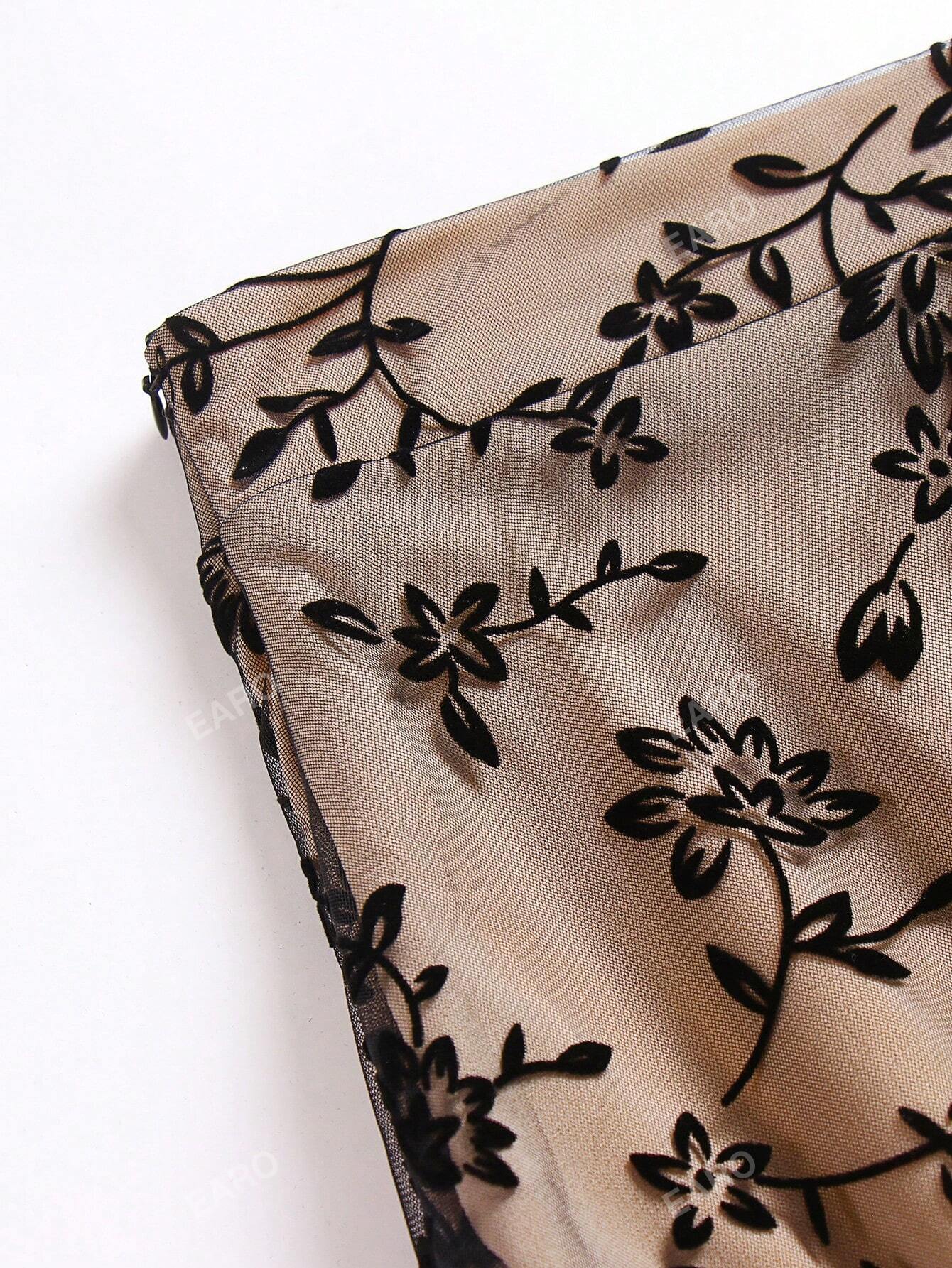 Saia Midi de Tule Floral