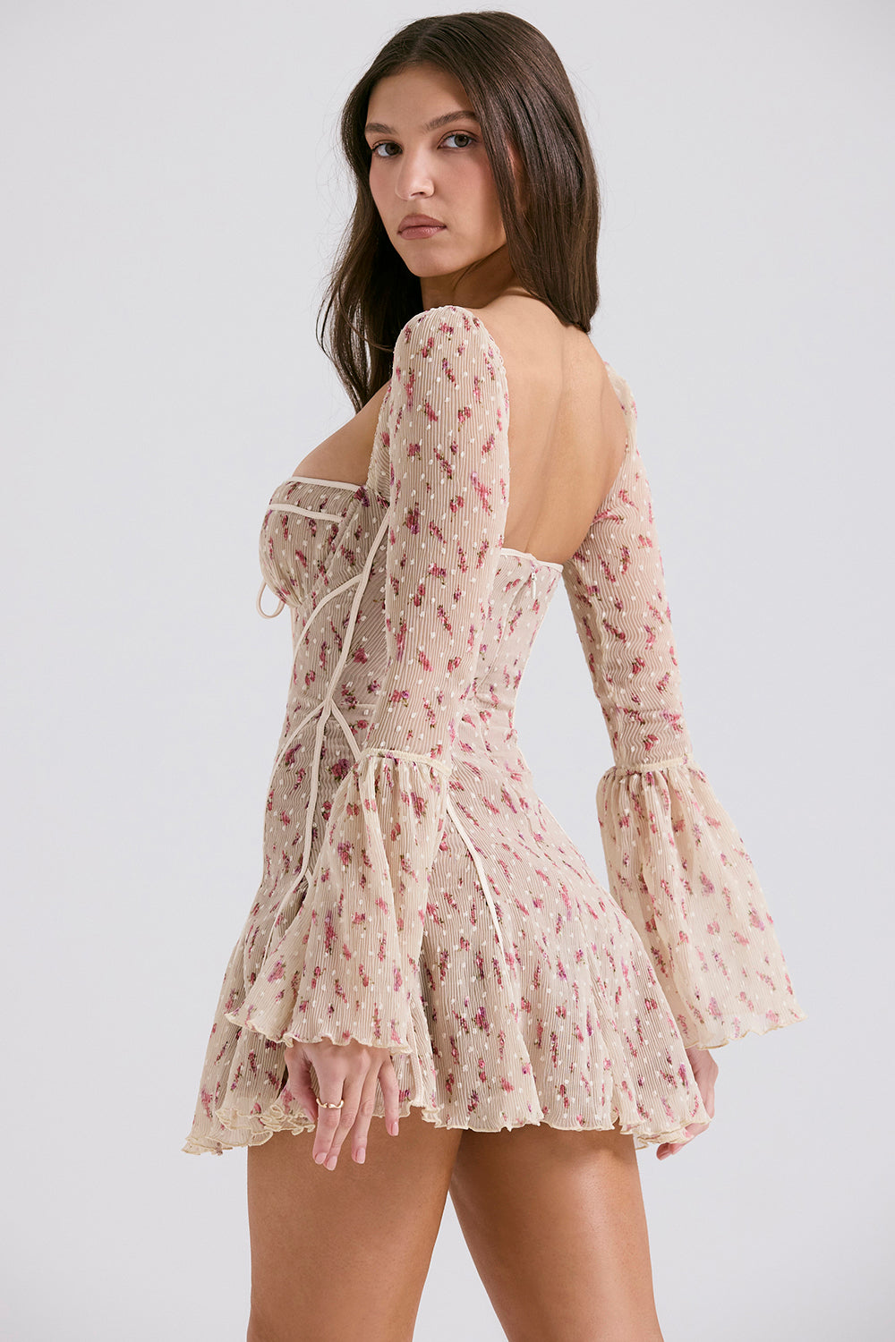 Vestido Curto Vintage Rosé Floral