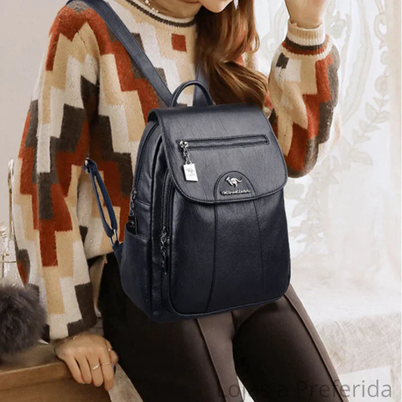 Mochila de Costas Feminina em Couro