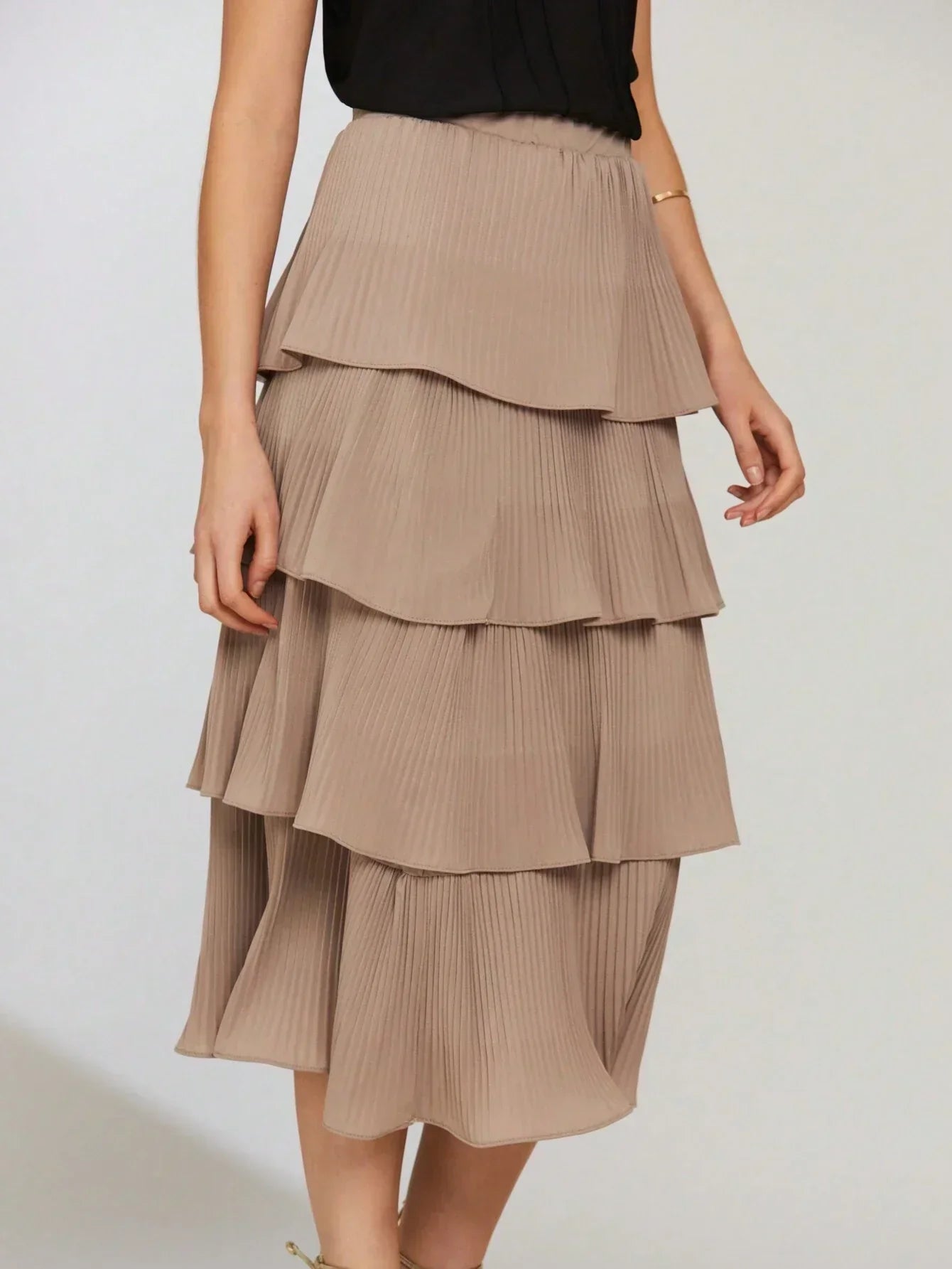 Saia Midi Plissada 4 Camadas Mariana